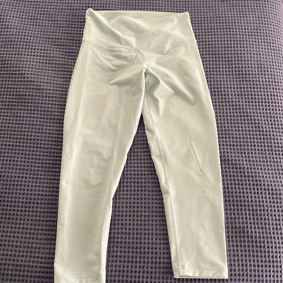 DYI Shebert Green capri leggings - Picture 1 of 4